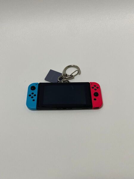 Nintendo Switch キーホルダー ニンテンドースイッチ ニンテンドーミュージアム ゲームハードキーホルダー
