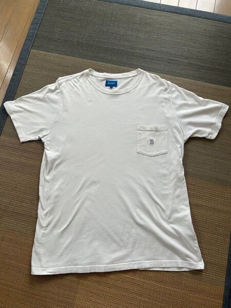 BEAMS 白Tシャツ ロゴ刺繍 ホワイト