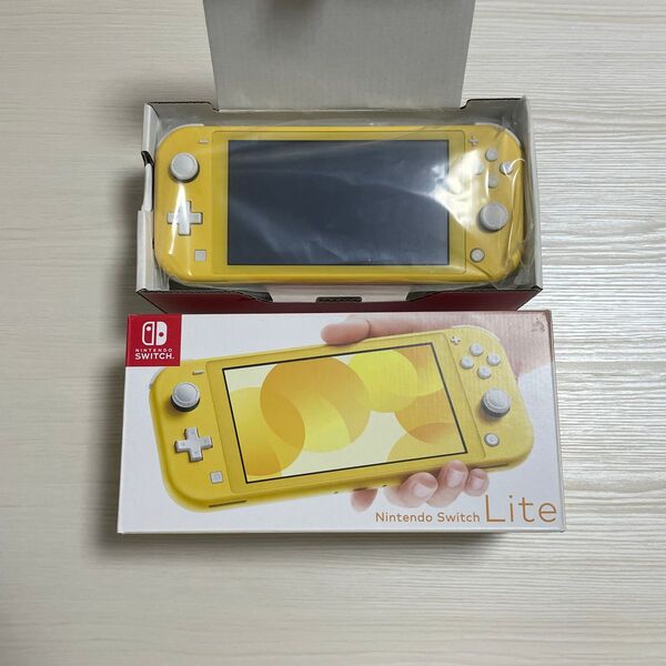 任天堂 Nintendo Switch Lite イエロー