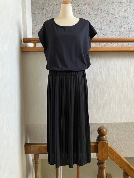 大きいサイズLL★ジーユーGU黒半袖プリーツロングワンピースXL★