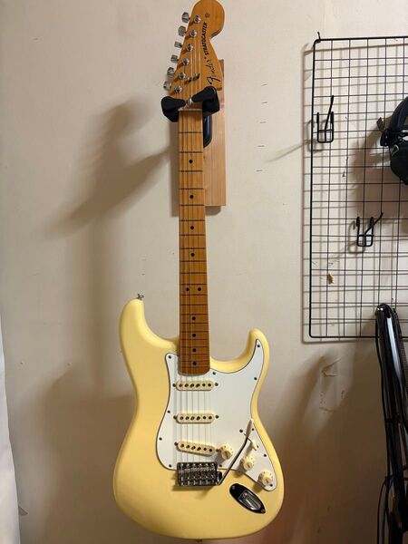 Fender エレキギター Vintera II 70s ストラトキャスター