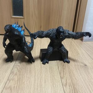 美品フィギュア【怪獣咆哮撃】 ゴジラ&コング フィギュア 2種セット