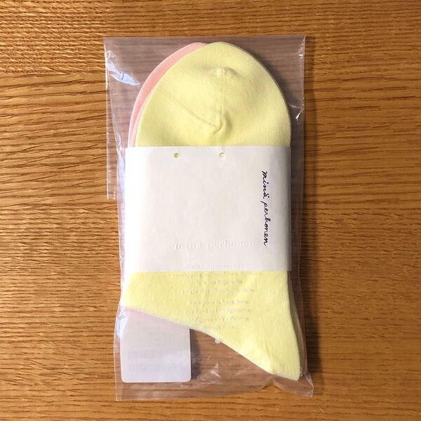 mina perhonen ソックス2足(pink、yellow) 22〜24㎝ ※モチーフなし