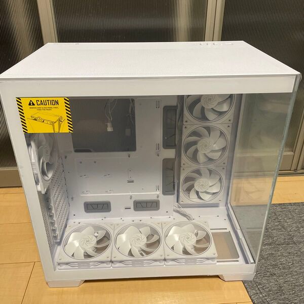 ANTEC CONSTELLATION C8 WHITE フルタワー ピラーレスケース ファン10個付き