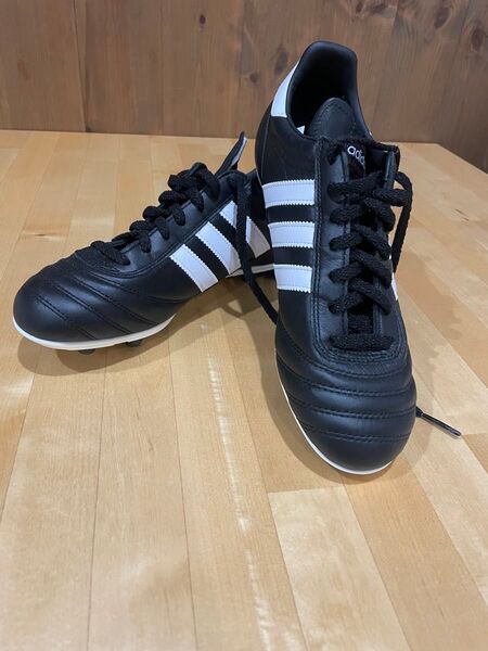 adidas サッカーシューズ
