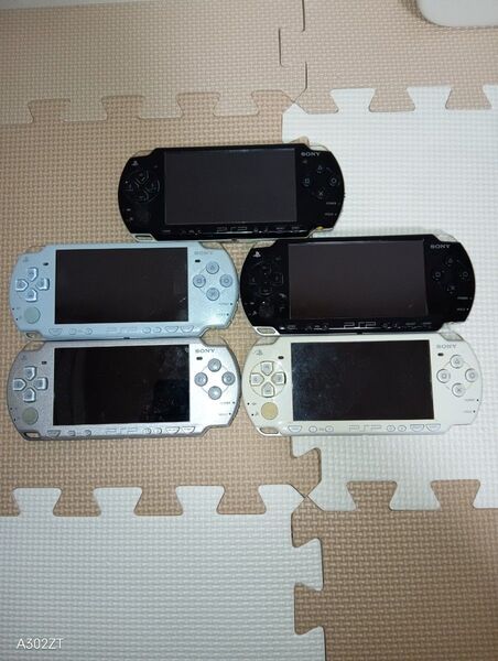 PSP2000 本体のみ ジャンク5台まとめ売り