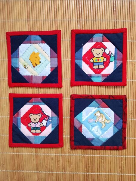 ハンドメイド コースター パッチワーク くまのプーさん チェック 4枚セット