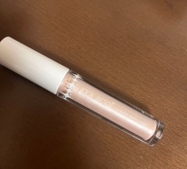 ミュアイス muice シャインリキッドハイライター02