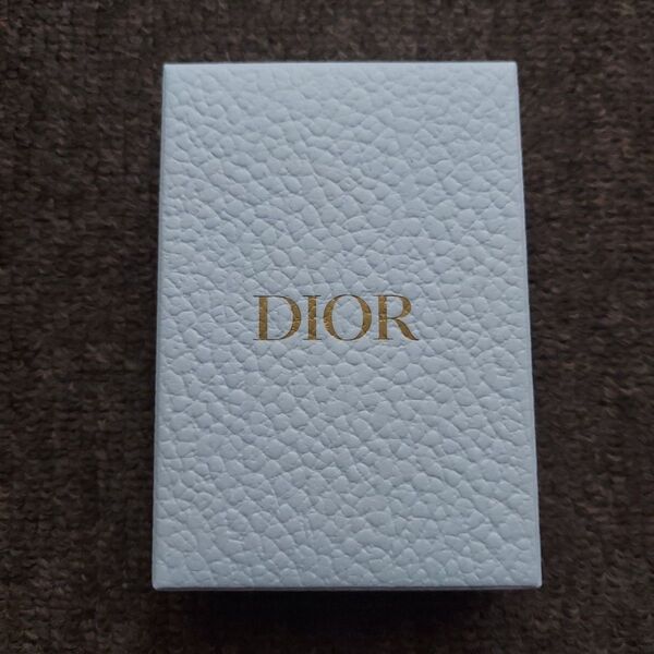 DIOR チャーム ノベルティ キーホルダー箱・ショッパー付き クリスチャンディオール