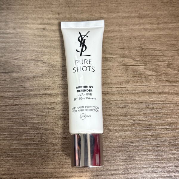 【 YSL 】イブサンローラン ピュアショット エアリーライト UV SPF50+ PA++++ (日焼け止め/化粧下地)