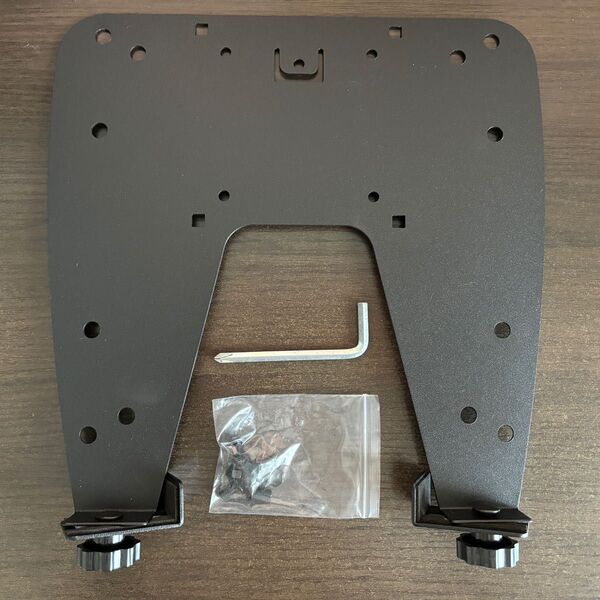 ノートパソコン対応 モニターアーム用マウントトレー約25cm × 25cm VESA 75 100 対応落下防止ロック付き 新品