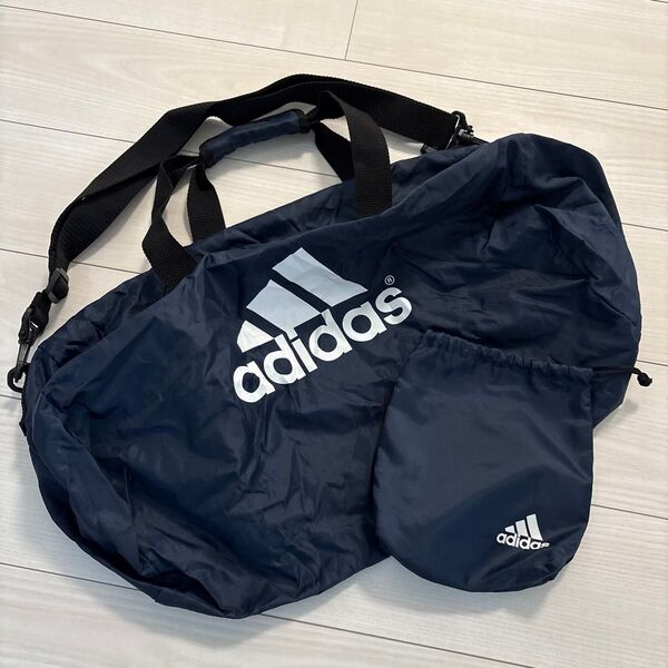 adidas ボストンバッグ コンパクト 持ち運び