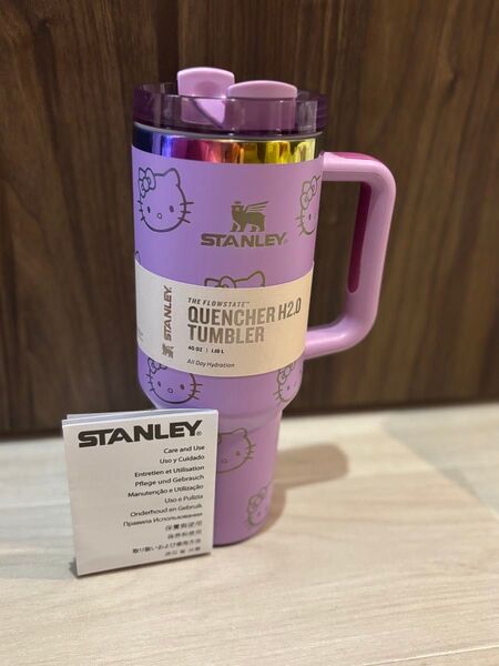 スタンレー STANLEY ハローキティタンブラー パープル紫 キティちゃん 海外限定 1.18L 魔法瓶 断熱 水筒 保冷