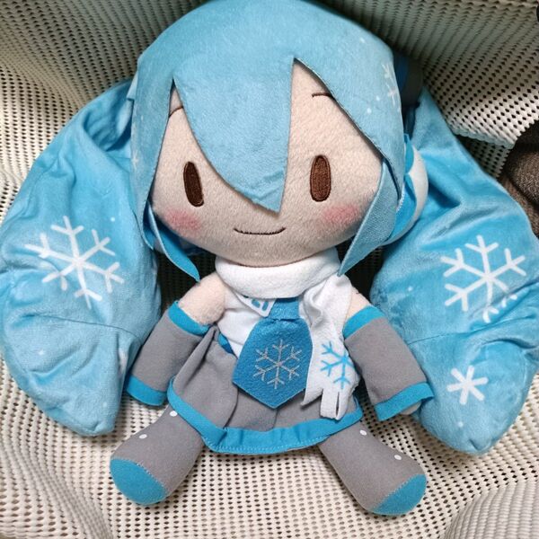 【30cm】初音ミク ふわふわぬいぐるみ スノーミク 雪ミク