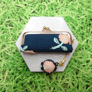 ミナペルホネン skip スキップ グリーン×ピンクのお花 朱肉付き がま口印鑑ケース ハンドメイド
