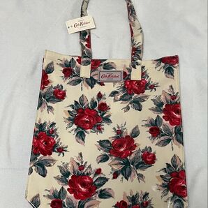 【新品タグ付き】Cath Kidston ブックバッグ トートバッグ ローズ柄