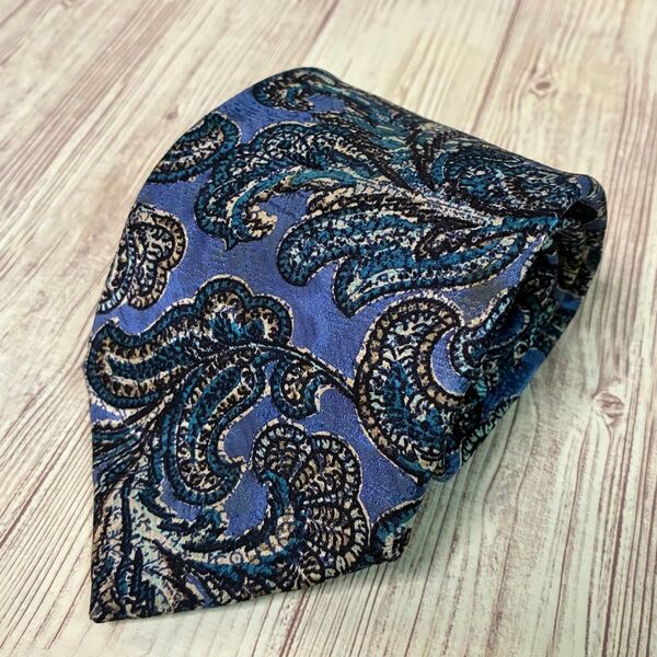 GIANNI VERSACE ヴェルサーチ ブランド ネクタイ 絹(シルク)100% 大剣幅:約9cm