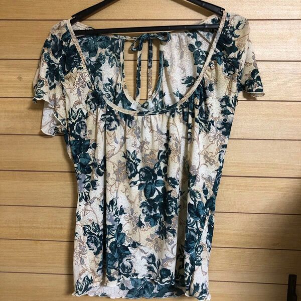 半袖 カットソー M Tシャツ トップス 花柄 総柄 キャミワンピやノースリーブワンピに羽織るだけでかわいい リボン