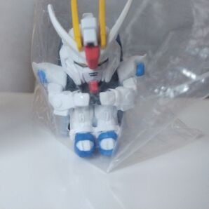 「新品未開封」ガチャガチャ まちぼうけガンダムの場合3 フリーダムガンダム