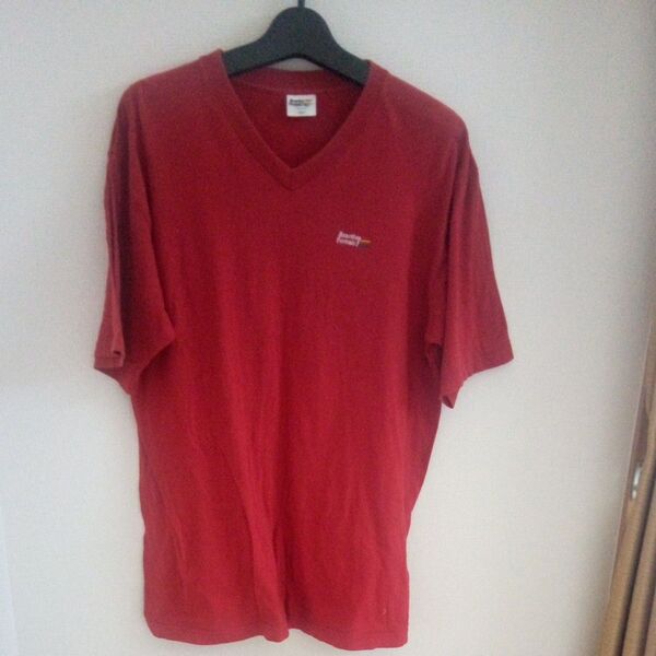 BENETTON VネックTシャツ レッド LサLイズ