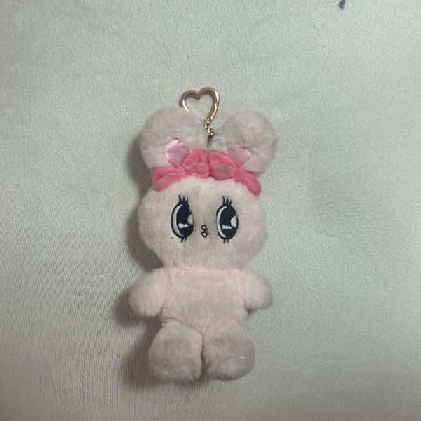エスターバニー キーホルダー ぬいぐるみ マスコット