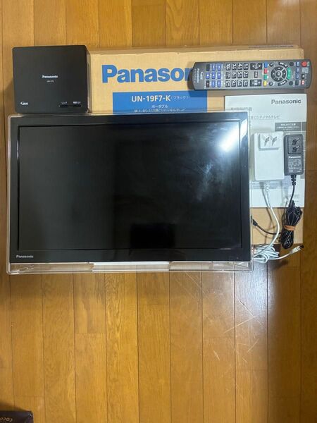 Panasonic VIERA UN-19F7-K