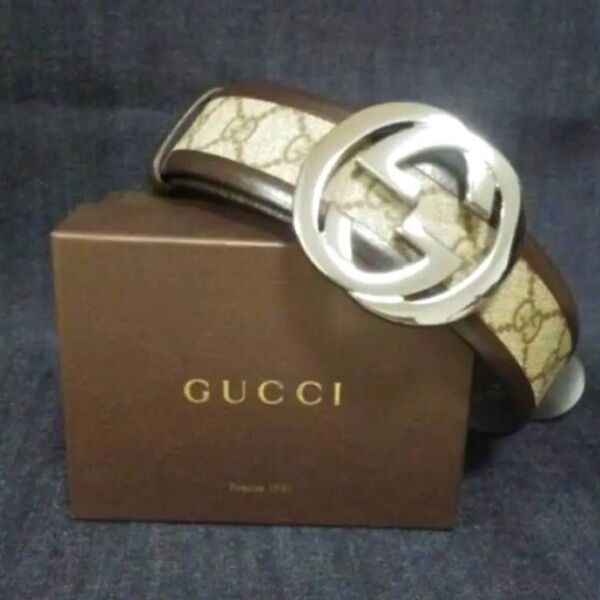 GUCCI ベルト 男女兼用 GG柄