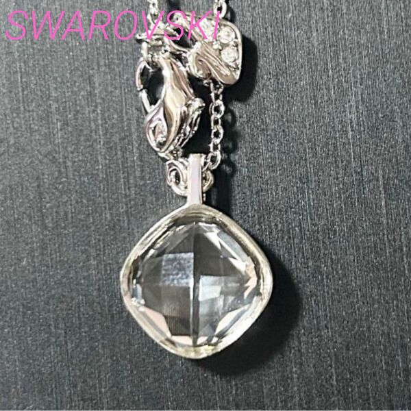 美品 SWAROVSKI スワロフスキーラインストーン ネックレス