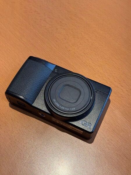 RICOH GR IIIx