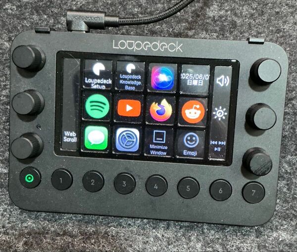 Loupedeck Live 左手デバイス 有線接続