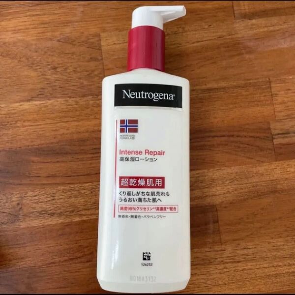 ニュートロジーナ ノルウェー フォーミュラ インテンスリペア ボディ エマルジョン 超乾燥肌用 無香料 250ml