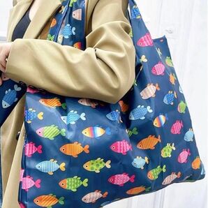 大きめのエコバッグ 折りたたみ 買い物袋エコバック魚柄1袋 大容量 男女兼用