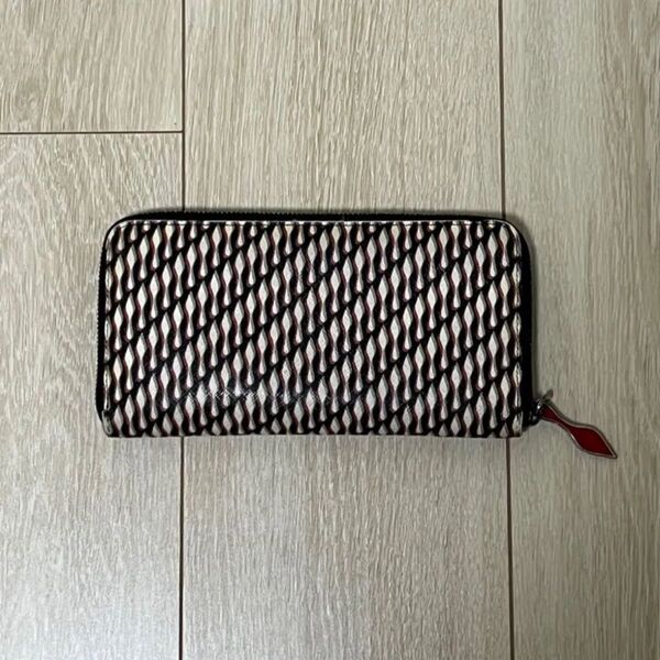 Christian Louboutin ルブタン 長財布