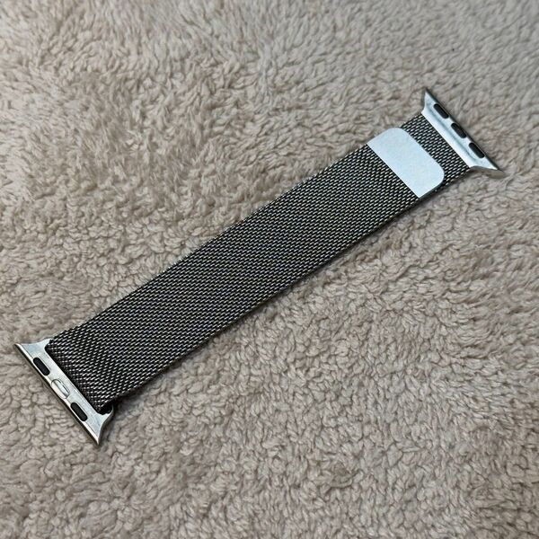 美品 純正 Apple watch 41mm 40mm 38mm シルバーミラネーゼループ ステンレス バンド 058