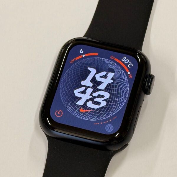 ☆美品 バッテリー100% Apple Watch SE2 40mm ミッドナイトアルミニウム アップルウォッチ GPS 122