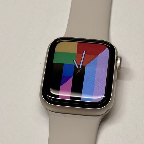 ☆超美品 100% Apple Watch SE2 40mm 第二世代 Cellular スターライトアルミニウム 149