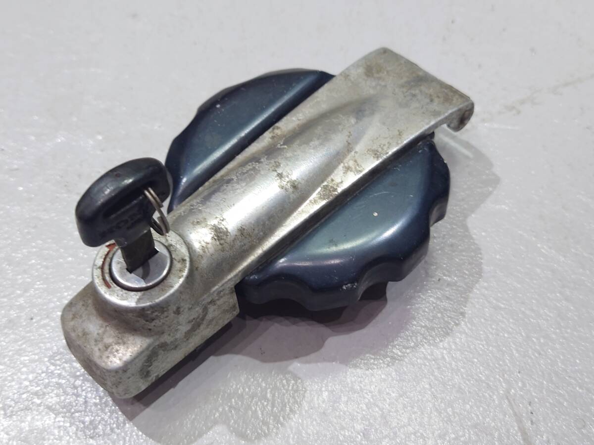 cb750f純正タンクロック 鍵付き - メルカリ