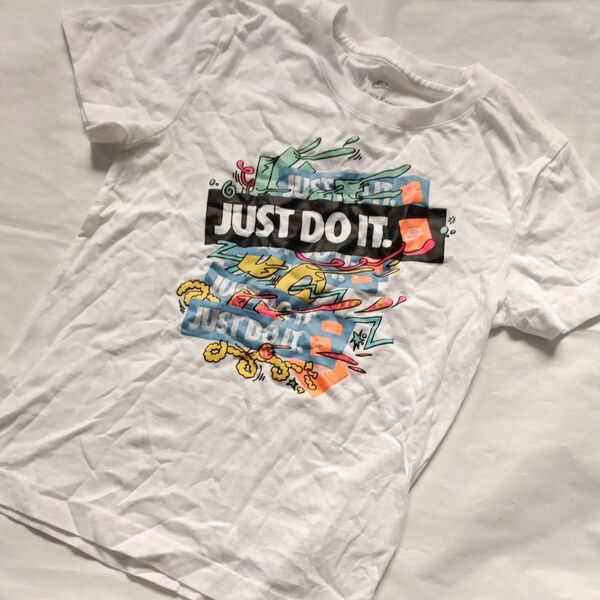 110-120cm 新品未使用 タグ無し NIKE キッズTシャツ おまけ付き