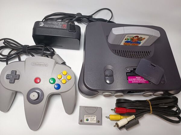 ニンテンドー64 NINTENDO64 本体 コントローラー アダプター AVケーブル ゲームソフト コントローラパック セット