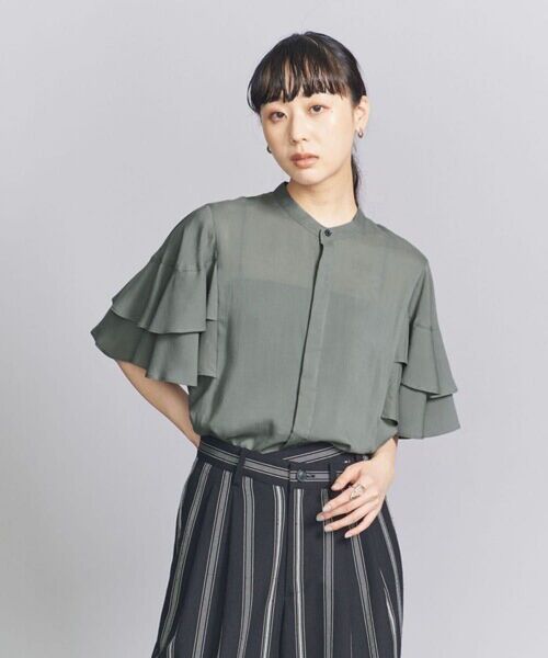 BEAUTY&YOUTH UNITED ARROWS【WEB限定】ソリッド&フラワー ティアードスリーブブラウス¥11,000