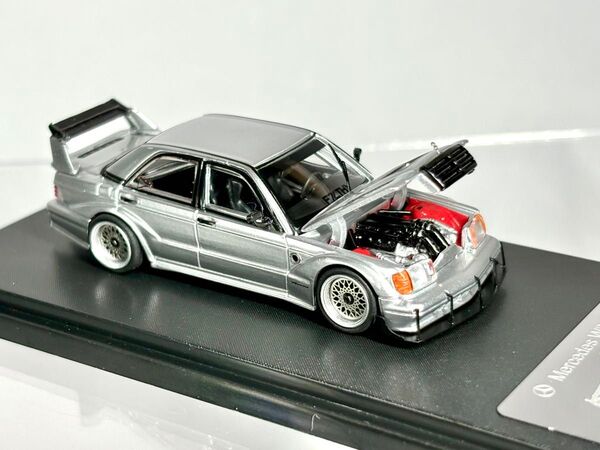 メルセデス AMG W201 190E1/64スケール
