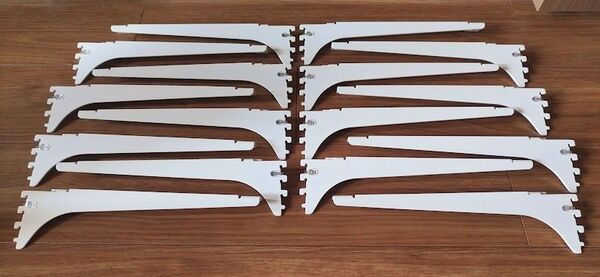 【ガチャ棚】ロイヤル 300mm木棚用ブラケット金具 SS2-WOB-R/L(アイボリー) 8組セット