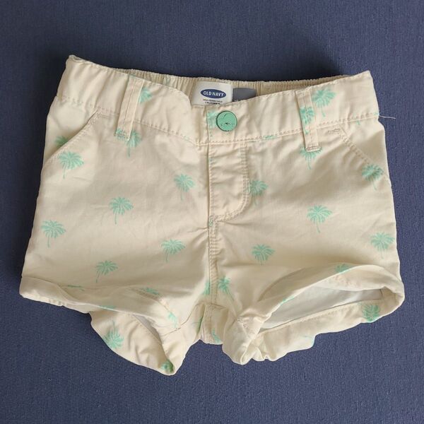 ぱぱぱ、パームツリーのデザインがシブちぃ!サイズ90 OLD NAVY ヤシの木柄ショートパンツ 18-24M OLD NAVY