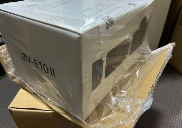 新品未開封 ソニー E10 II デジタルカメラダブルズームレンズキットSONY ZV-E10M2X-B