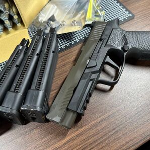 パラベラム P320 X full co2仕様 マガジン3本等スペアパーツセット