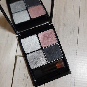 アンドビー アイシャドウ グラムロック