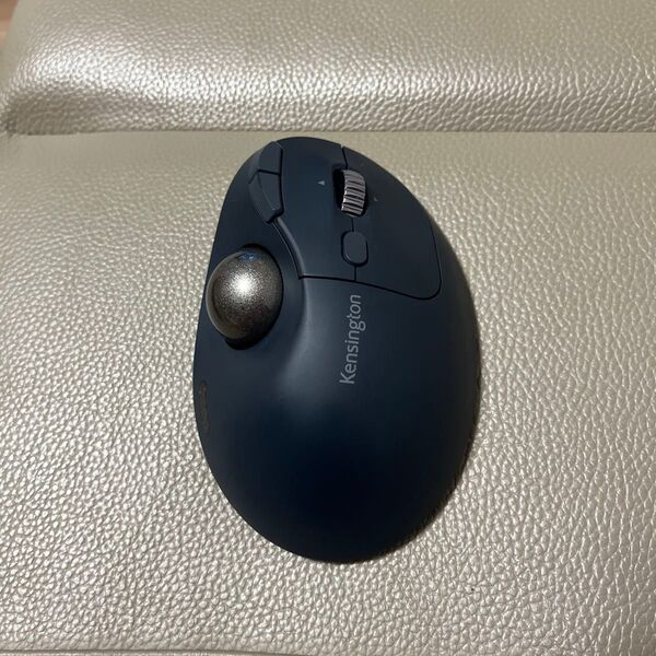 Kensington TB550 ワイヤレストラックボール