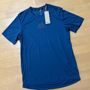 アディダス 半袖Tシャツ