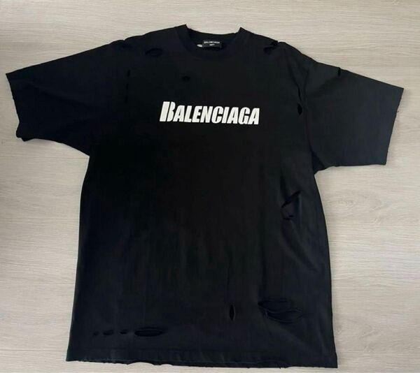 【美品】BALENCIAGA UNIFIT デストロイ ブラック Tシャツ