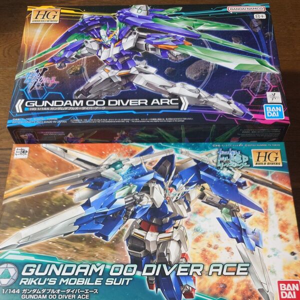 ガンダムダブルオーダイバーエース (1/144スケール HG BUILD DIVERS 009 +ダブルオーダイバーアーク